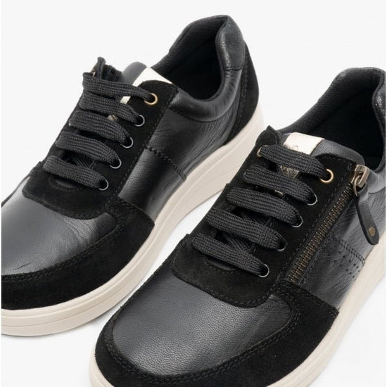 Strive MADISON Ladies Leather Casual Trainers Black - Shuperb