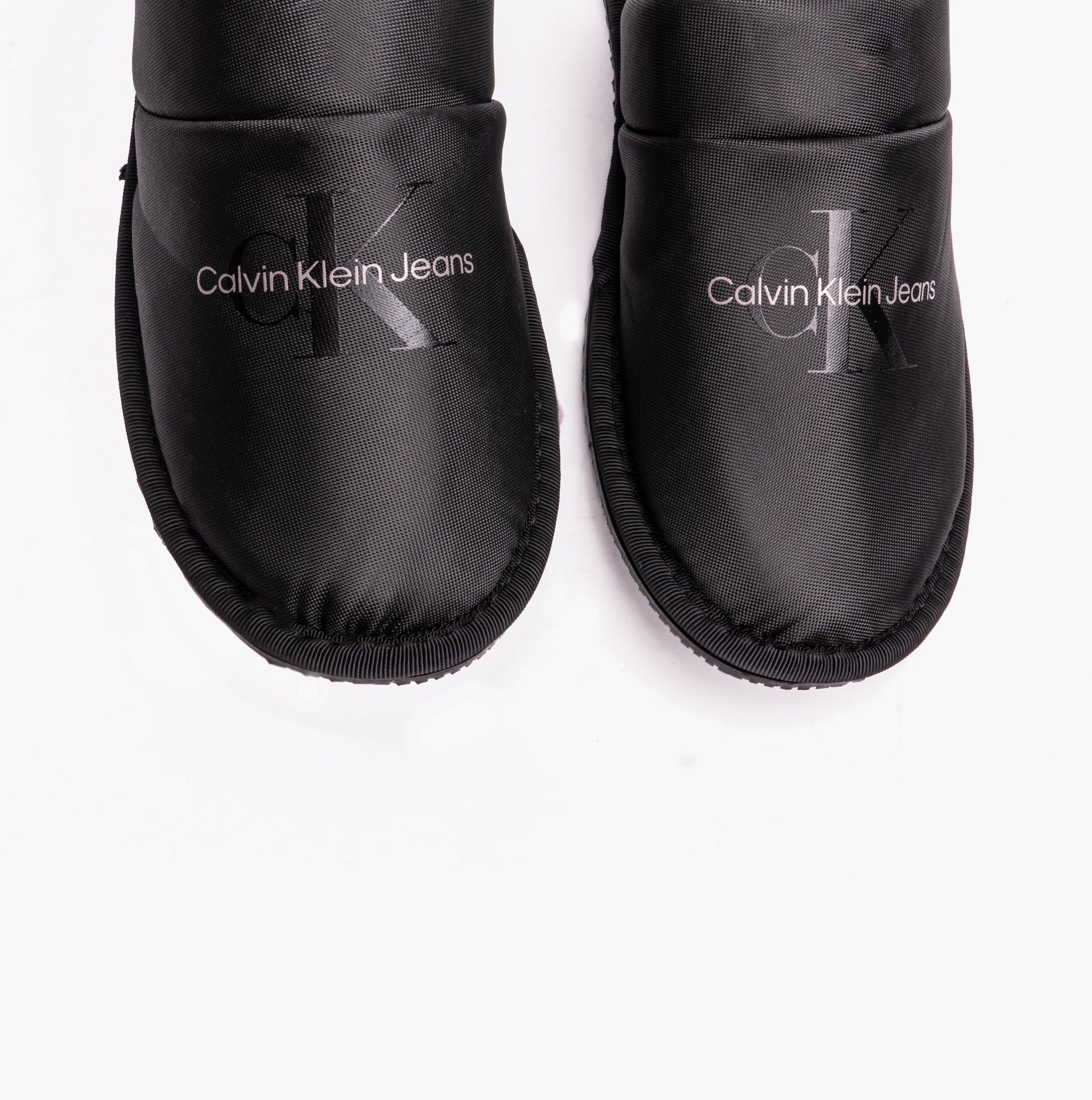 CalvinKlein-[YM0YM007570GT]-TripleBlack-6.jpg