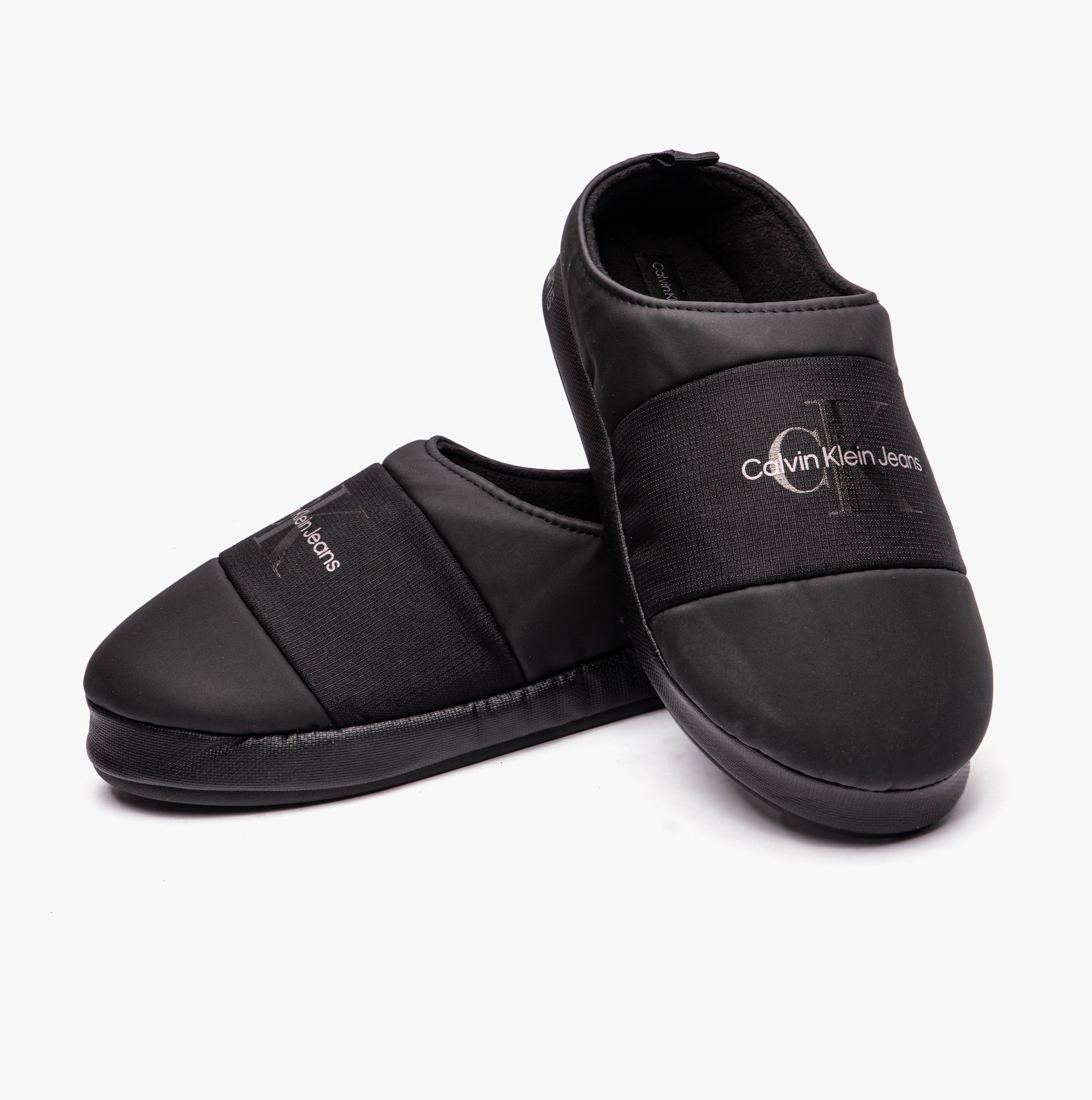 CalvinKlein-[YM0YM008400GT]-TripleBlack-2.jpg