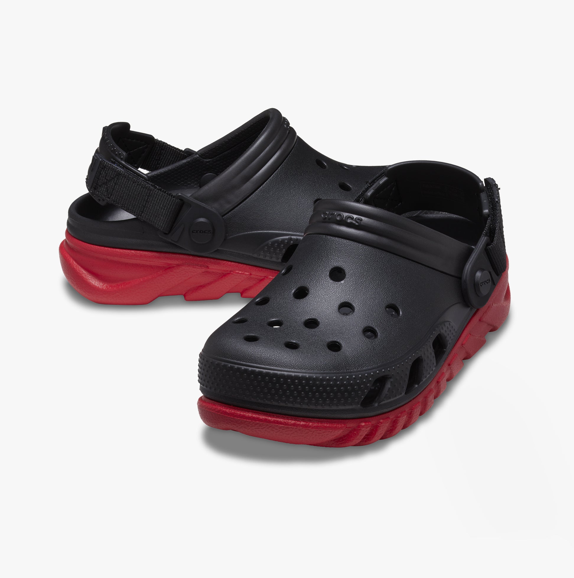 Crocs-[208776-0WQ]-BlackVarsityRed-3.jpg