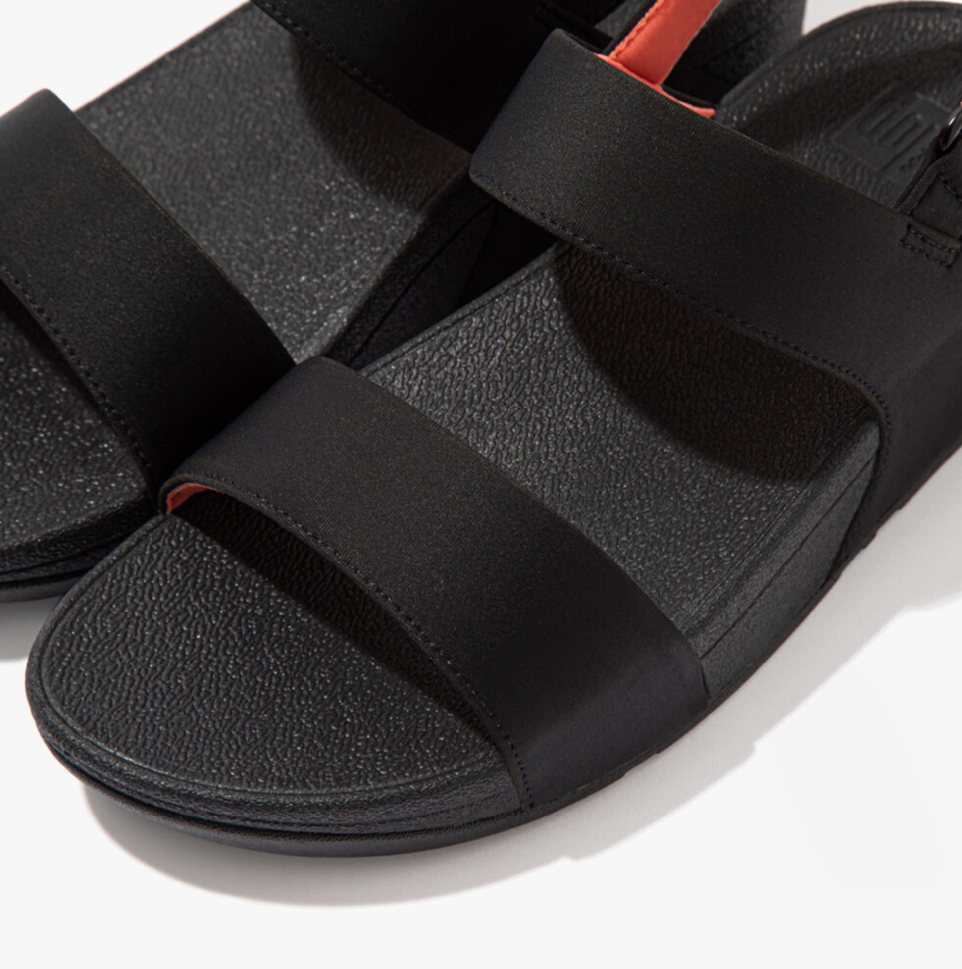 FitFlop-[EE2-921]-Black-SunshineCoral-2.jpg