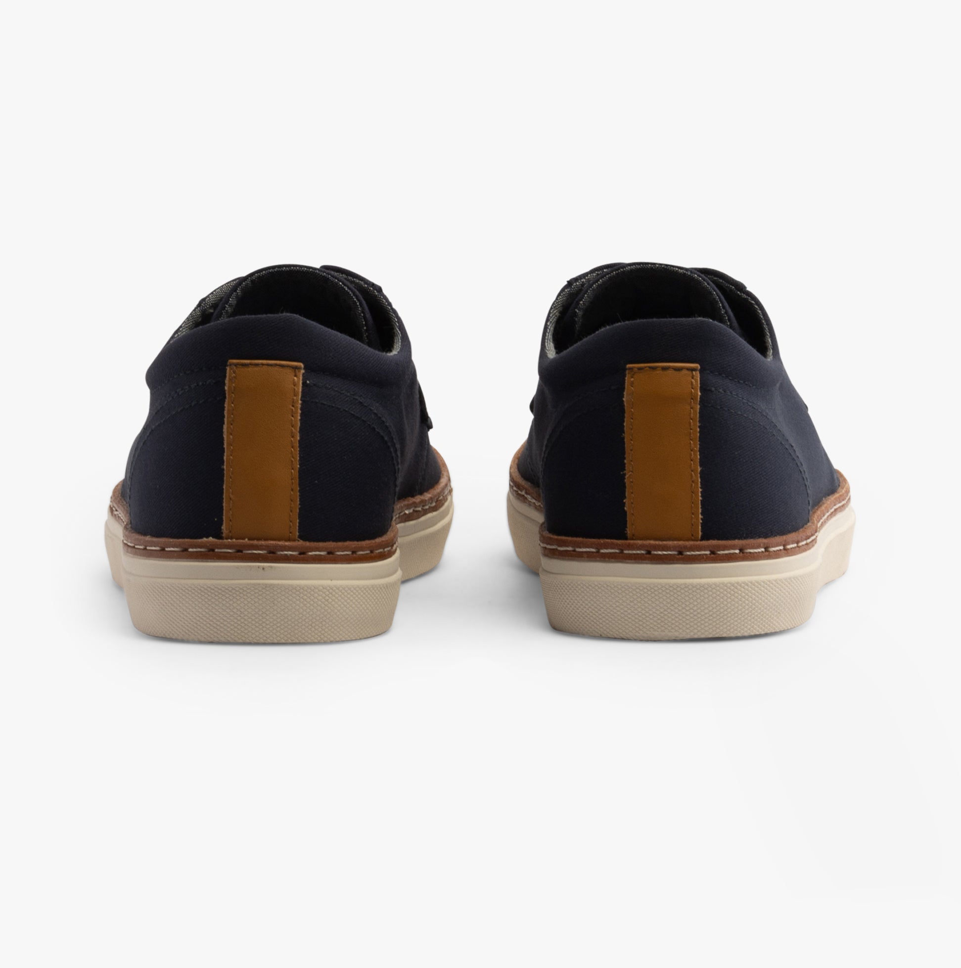 GANT-[28638802-G69]-Marine-03.jpg