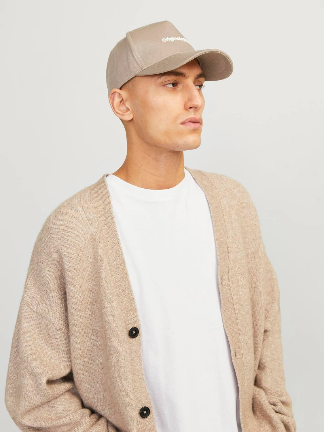 Jack&Jones-[12253600-FLDOR]-FieldsOfRye-1.webp