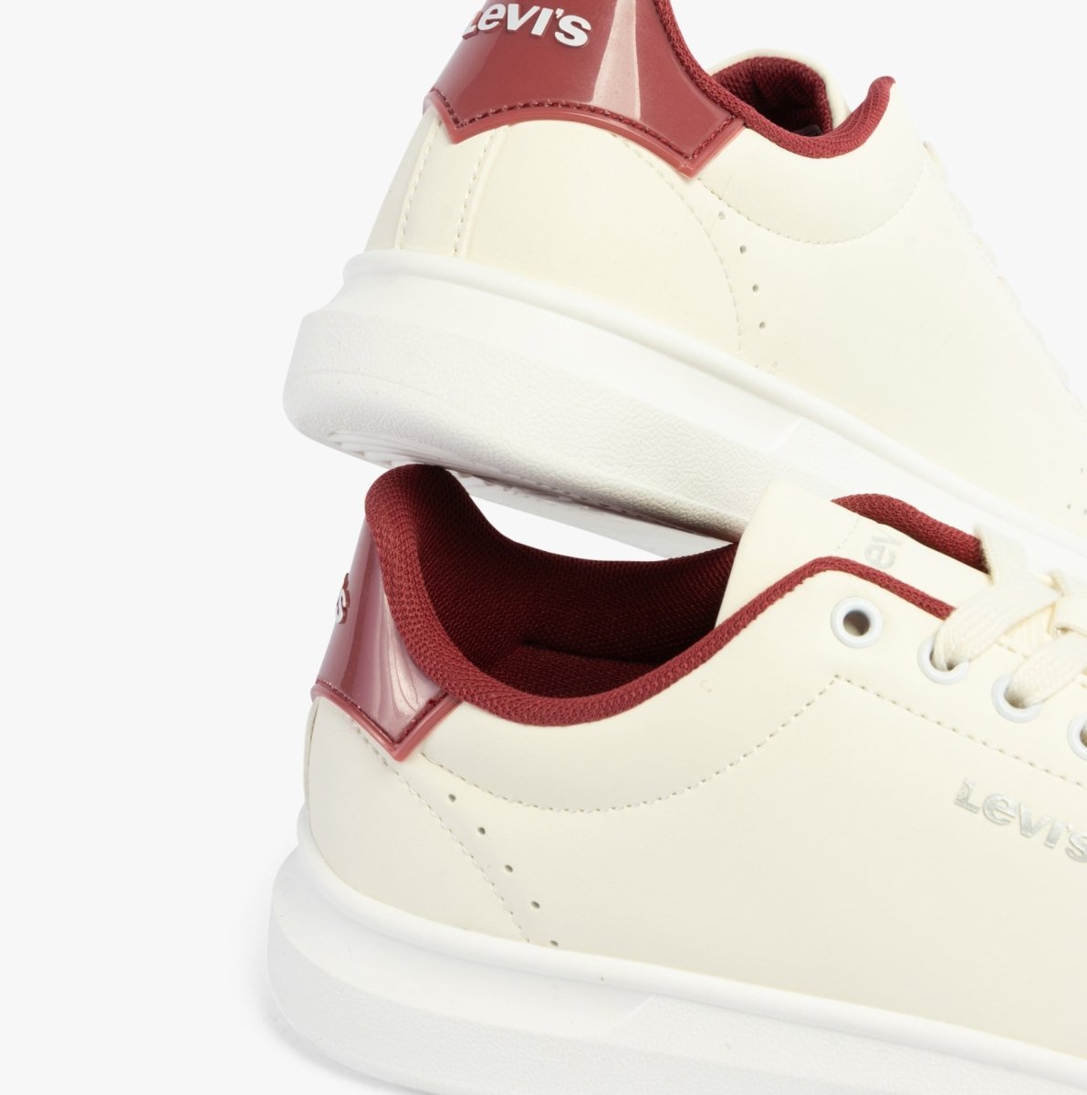 Levi's ELLIS 2.0 Womens Trainers Off White - Shuperb