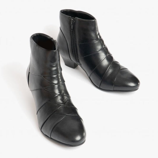 Lotus TARA Womens Boots Black - Shuperb