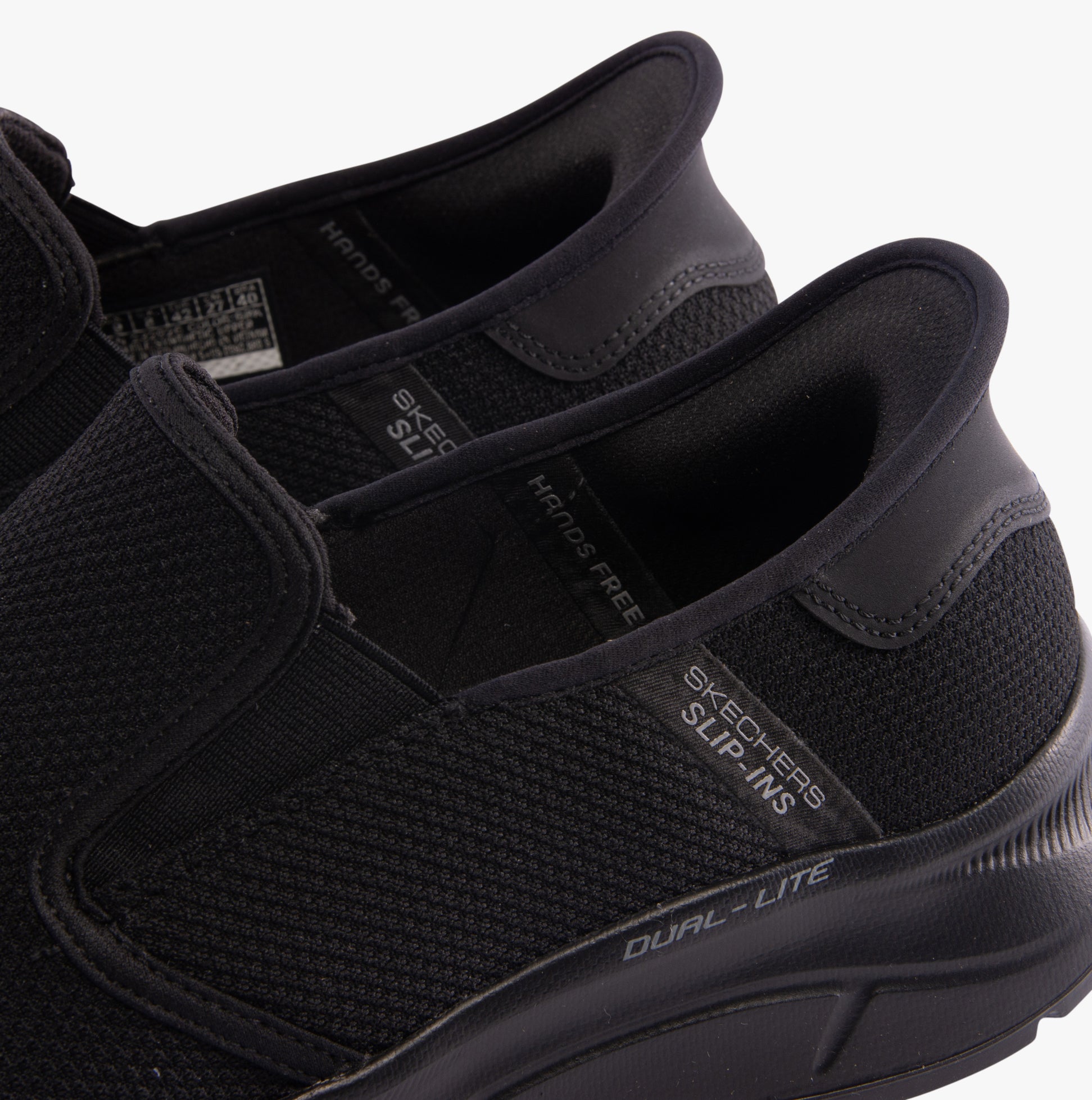 Skechers-[232926-BBK]-Black-5.jpg