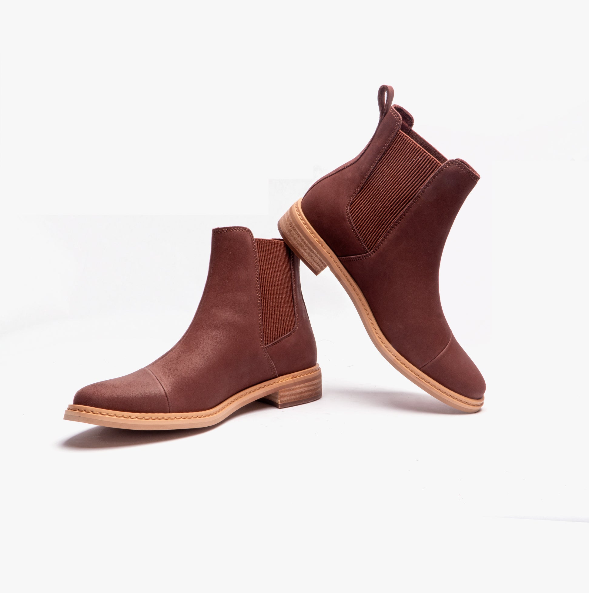 TOMS-[10020244]-Chestnut-4.jpg