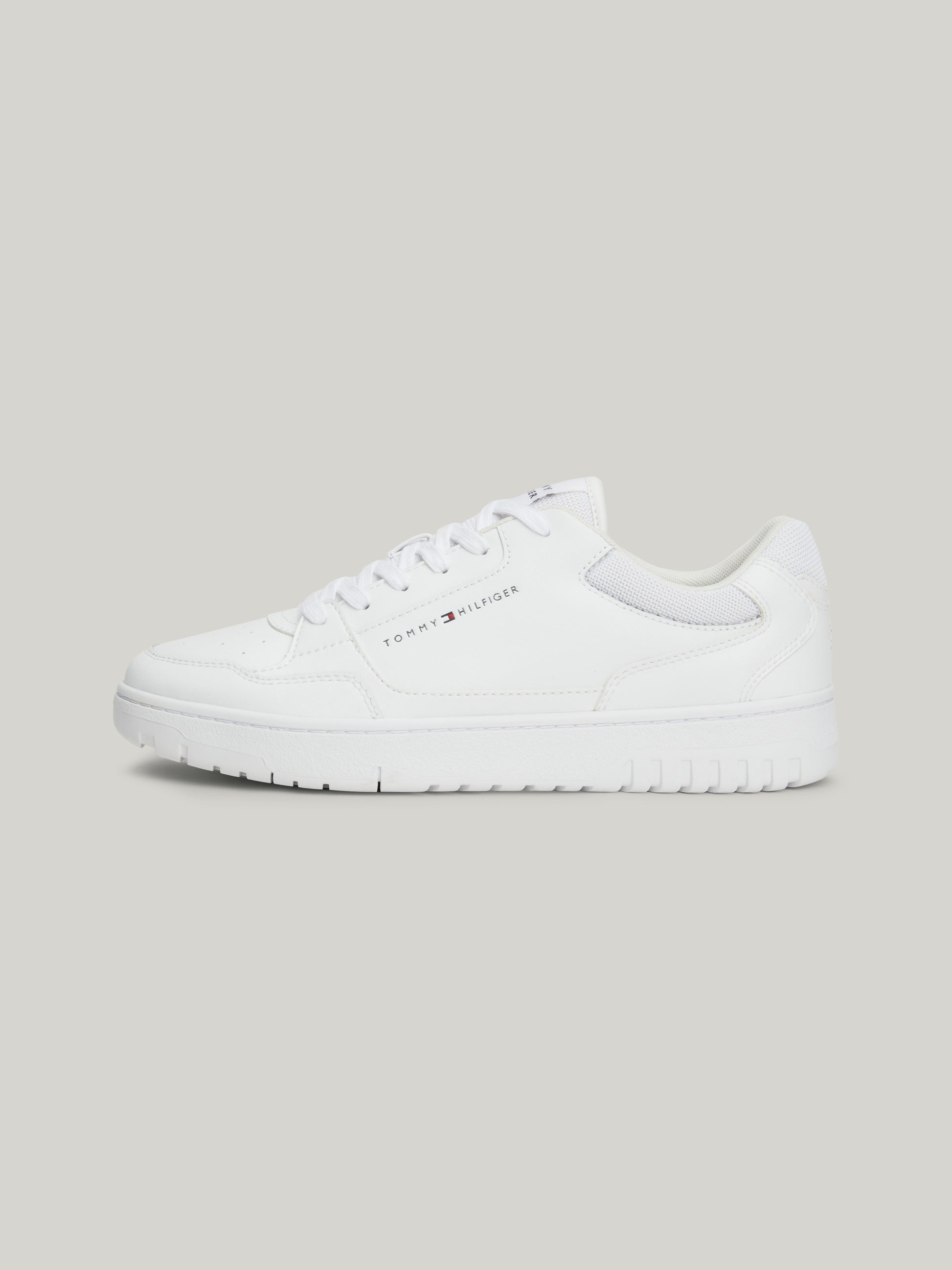 TommyHilfiger-[FM0FM05040YBS]-White-.jpg