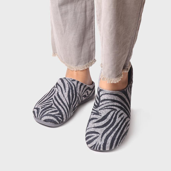 Toni Pons MAUI - NM Womens Slippers Zebra - Shuperb