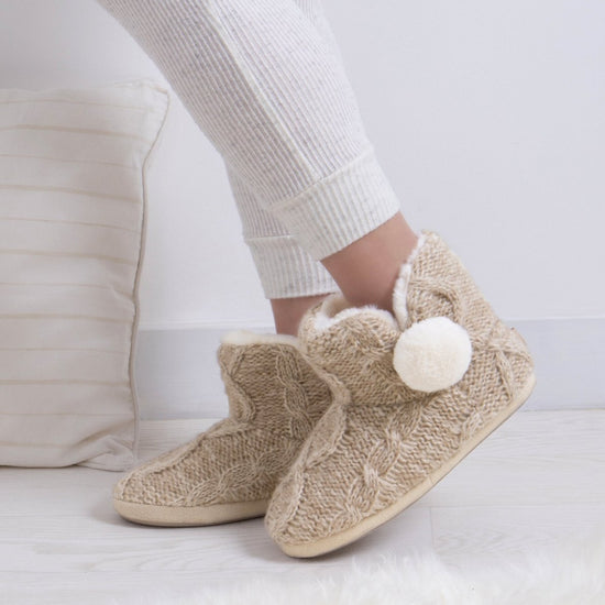 Totes Toasties CABLE BOOT Slippers WITH POM POM Womens Oat - Shuperb